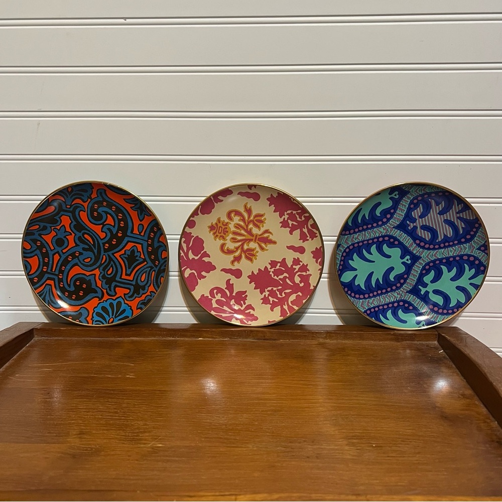 Set of 3 Tracy Reese Damask Print 7”Salad Plates with Gold Rim